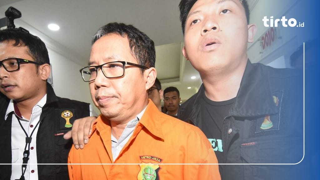 Momen Noel Ebenezer Menangis dan Kenakan Rompi Tahanan KPK