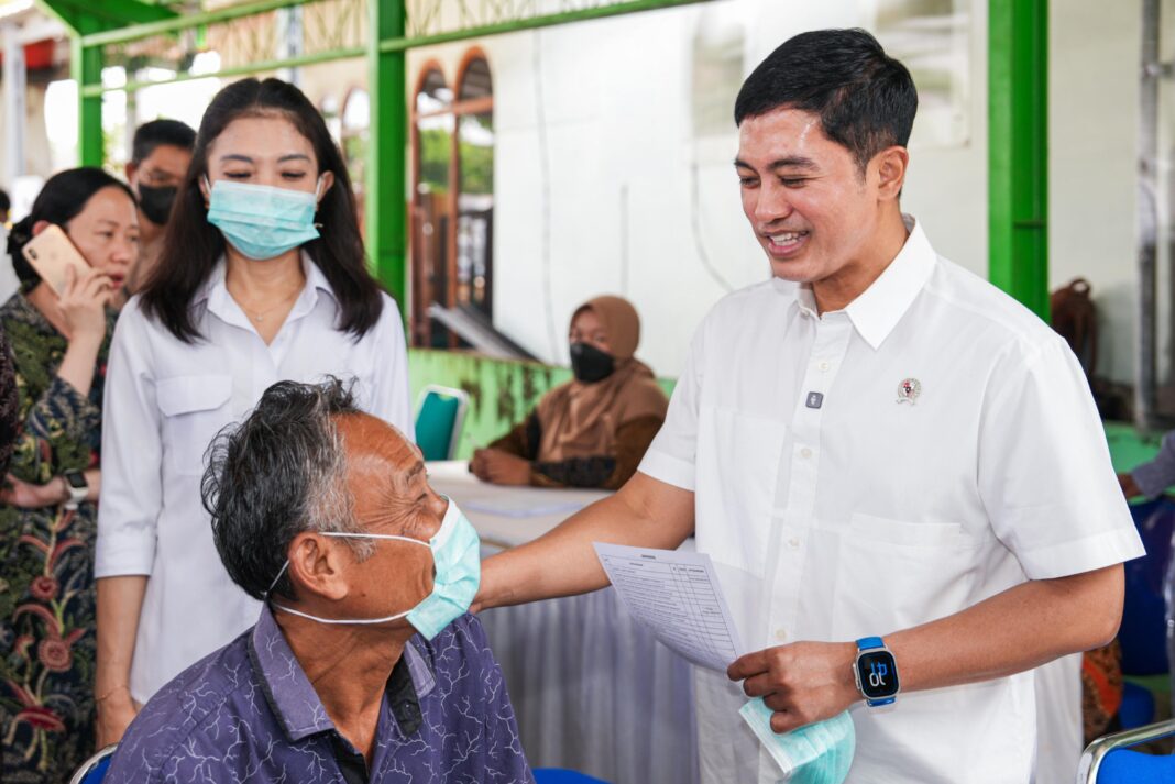 Ketua TP PKK Riau Ajak Remaja Putri tidak Takut Imunisasi HPV