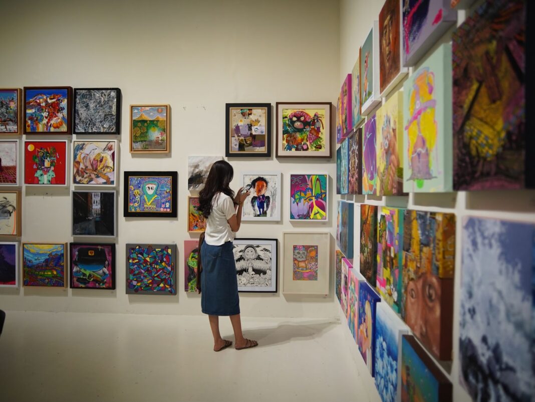 Menteri Kebudayaan Hadiri Pembukaan Pameran Lukisan SBY Art Community