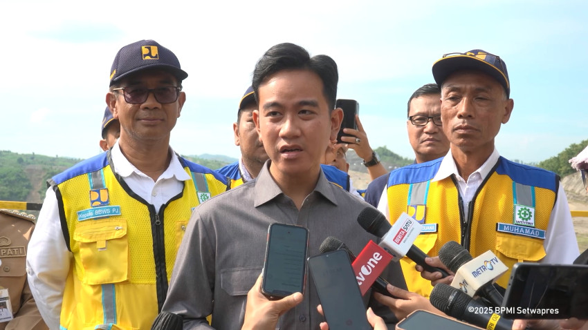 Gelar Pahlawan Nasional: Gibran Sebut Soeharto dan Gus Dur Beri Kontribusi Besar