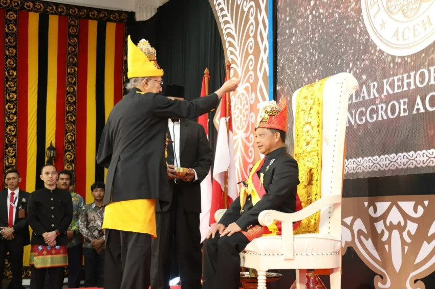 Mendagri Tito Dorong Pendekatan Budaya dan Adat