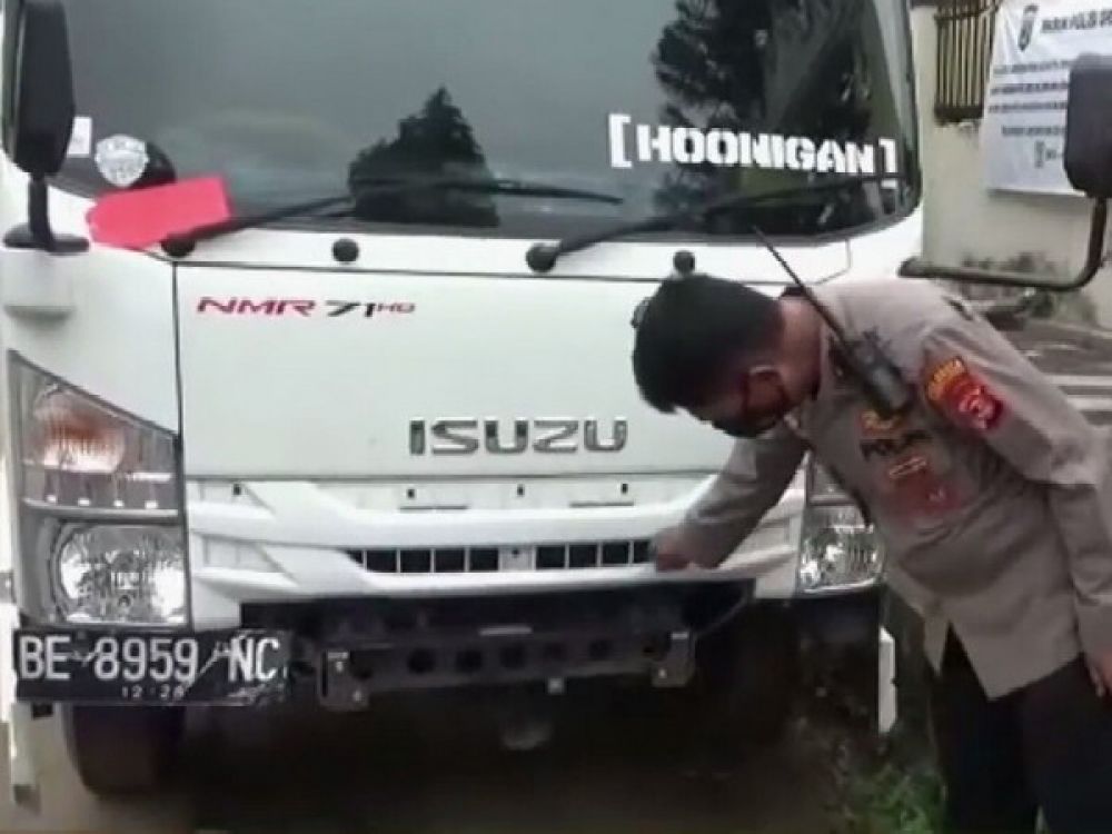 Sopir Truk Pretensi Dirampok di Tol Lampung