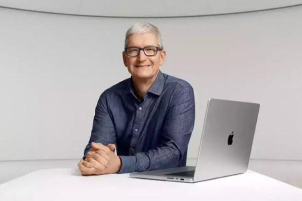 Tim Cook Bakal Mundur Sebagai CEO Apple Tahun Depan