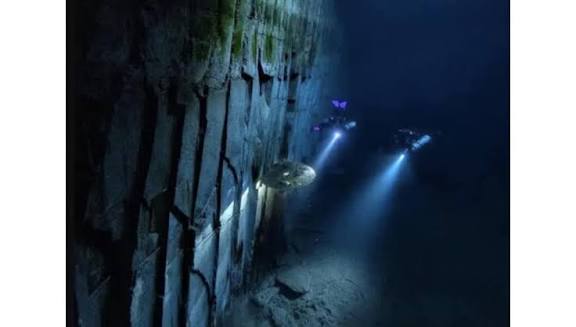 Mengapa Ilmuwan Lebih Memilih Menjelajahi Luar Angkasa