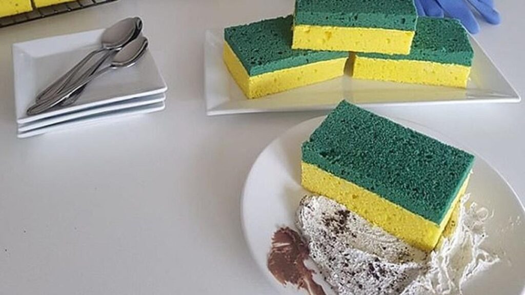 Isu Es Kue Jadul Pakai Spons Viral di Jakpus