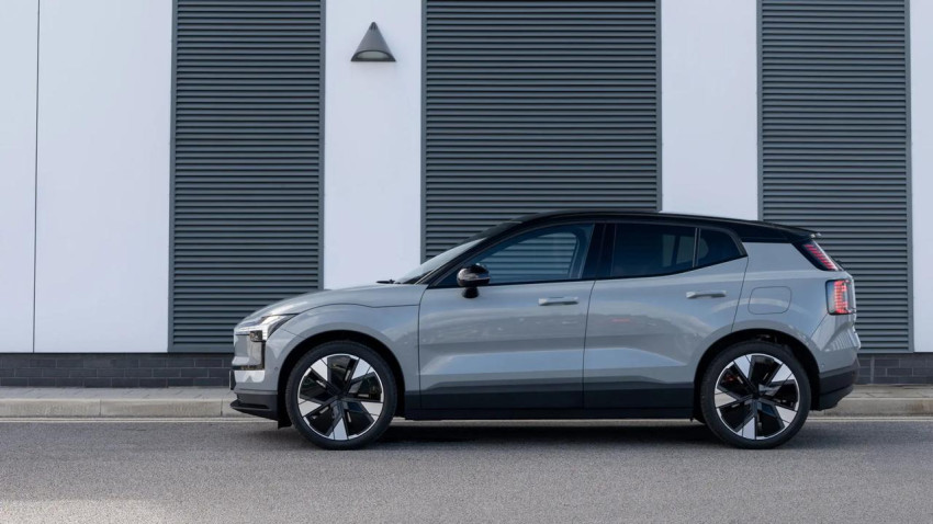 Insiden Baterai Membuat Volvo Tarik 40.000 SUV Listrik