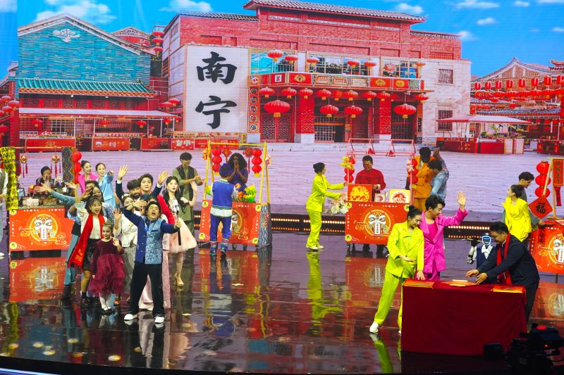 Kembali ke Dunia Hiburan: Cut Tari Paparkan Kegiatan Selama Hiatus