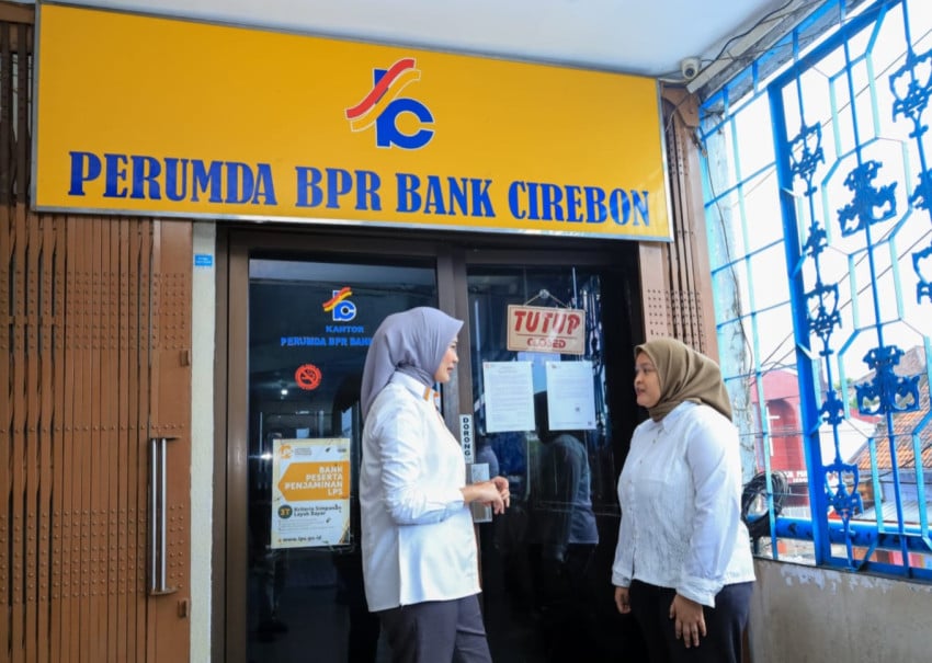 OJK Suntik Meninggal Perumda BPR Bank Cirebon Karena Fraud